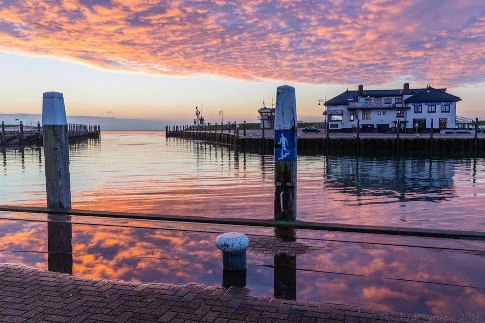 Havenhotel At Sea Texel Oudeschild Eksteriør bilde